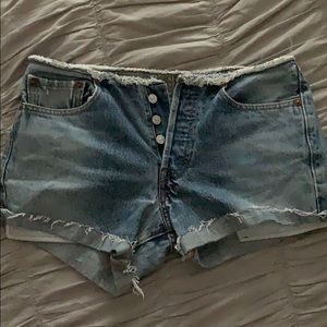 levi’s 501 denim shorts
